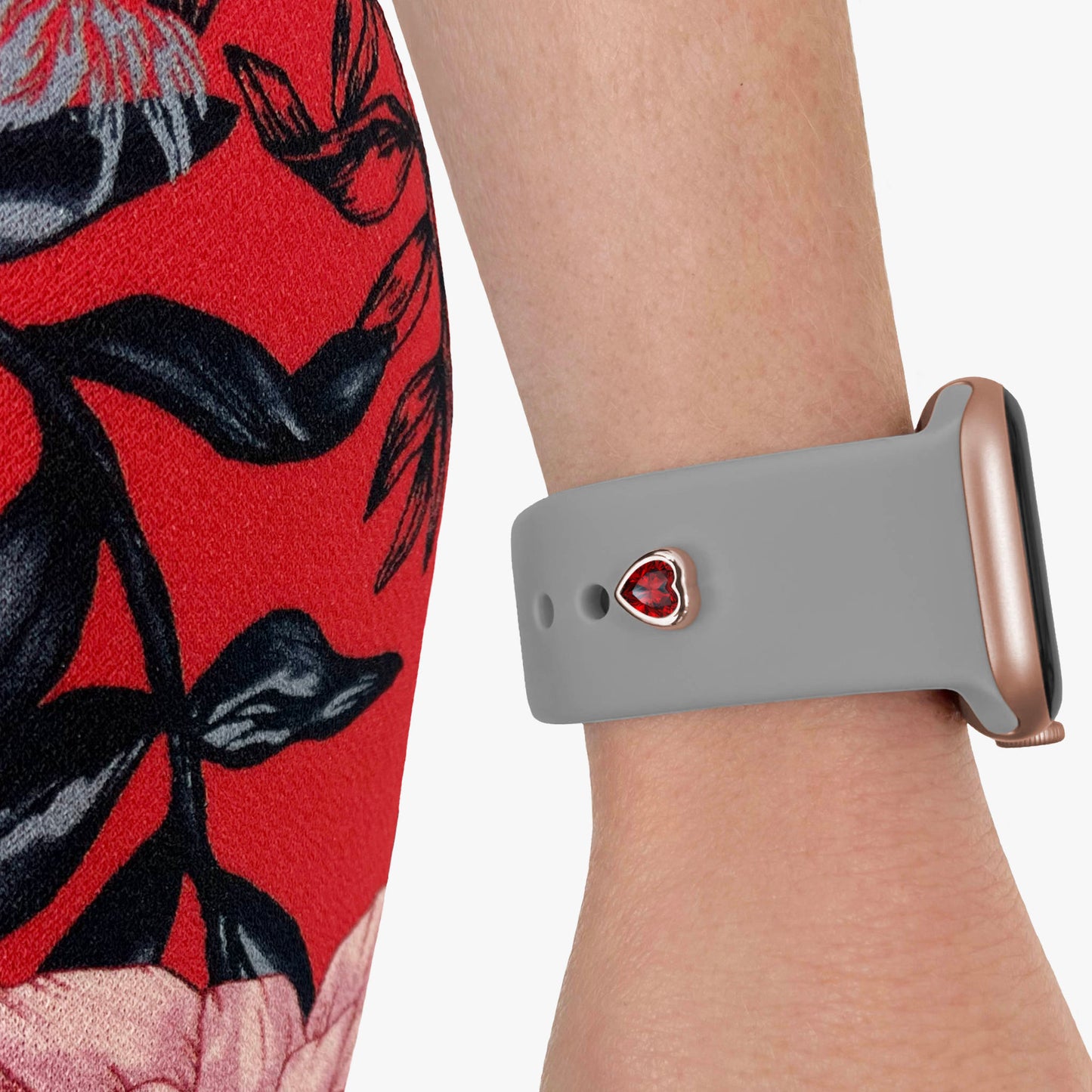 Pamoro® Charm für Apple Watch Sportarmbänder - Schmuck in Silber 24k Roségold plattiert - Cubic Zirkonia im Herzschliff in rot - Schraubmechanik